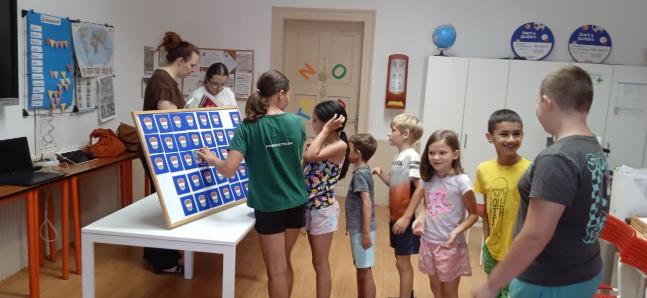 Bűnmegelőzési és állatvédelmi előadás a Csillagtúra Tanodában - 2026. nyárr- 002
